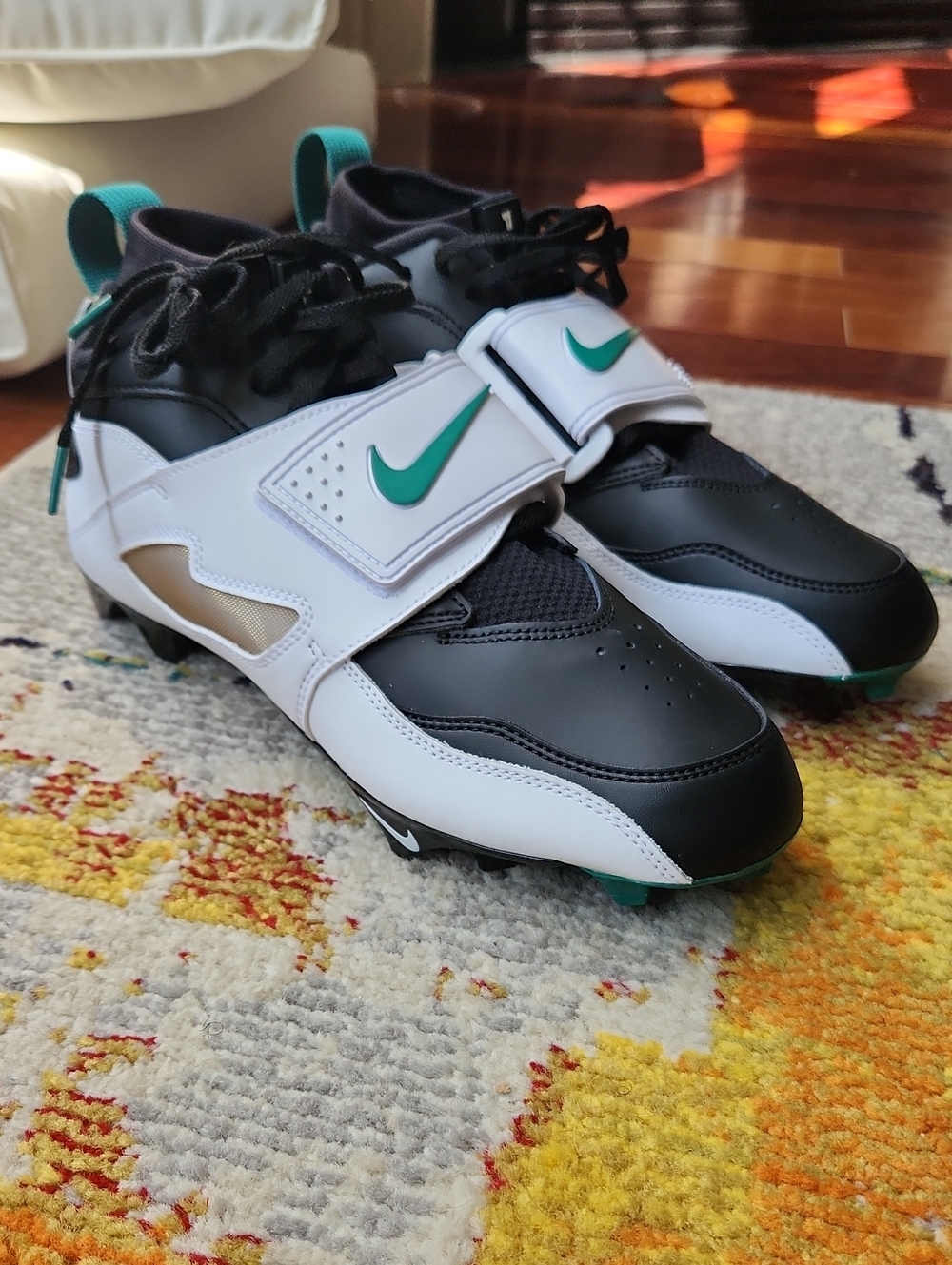 Nike Diamond Turf 93 Football Cleats